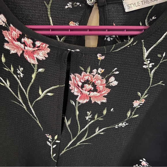 Lovely Blouse - Picture 4 of 6